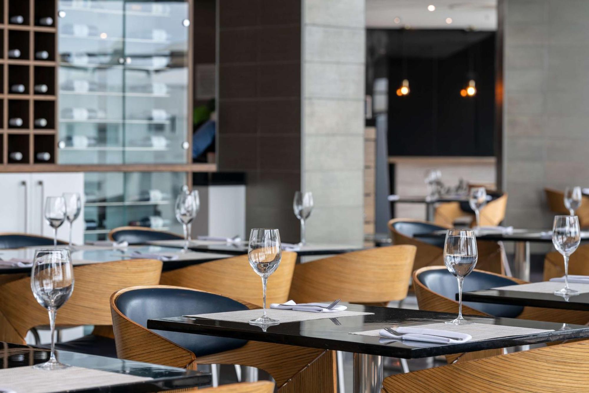 Radisson Blu Hotel, Port Elizabeth Luaran gambar Restaurant
